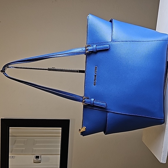 Michael Kors Handbags - Michael Kors Jet Set Chambray Satchel Tote Shoulder Bag Saffiano Leather EUC